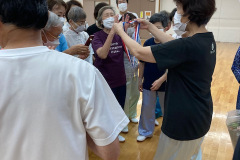 間近で見る金メダル